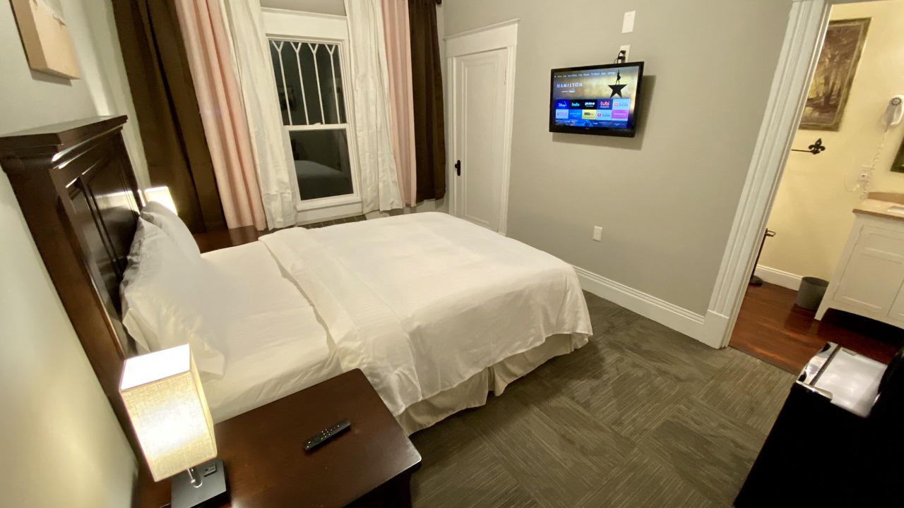 Photo of Bedroom in Leitchfield