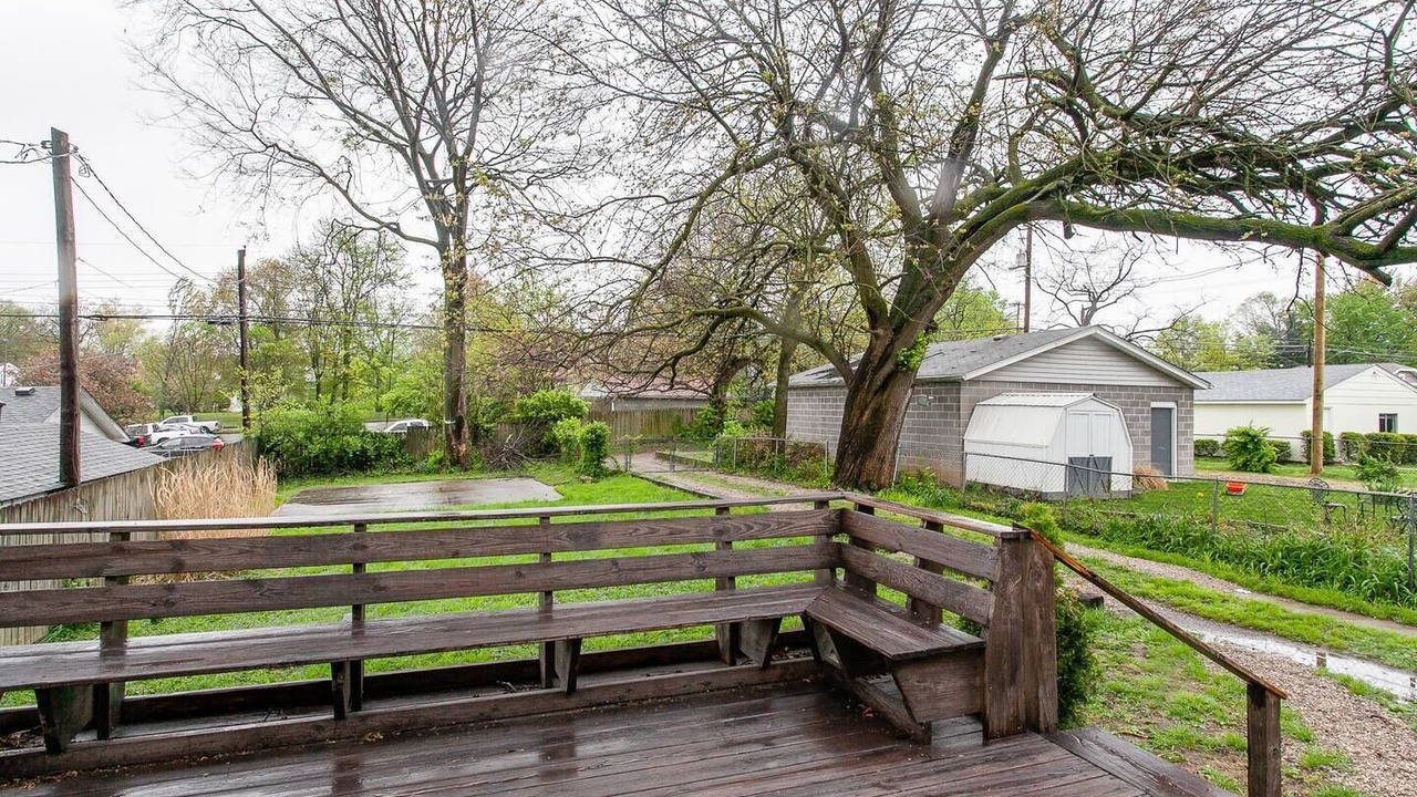 Photo of Outdoor in Beechmont