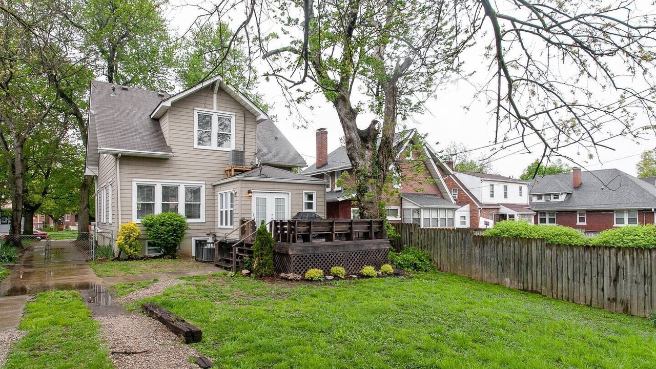 Photo of Outdoor in Beechmont