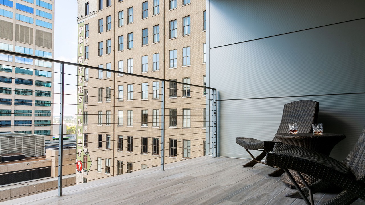 Photo of Patio Balcony in Downtown Nashville