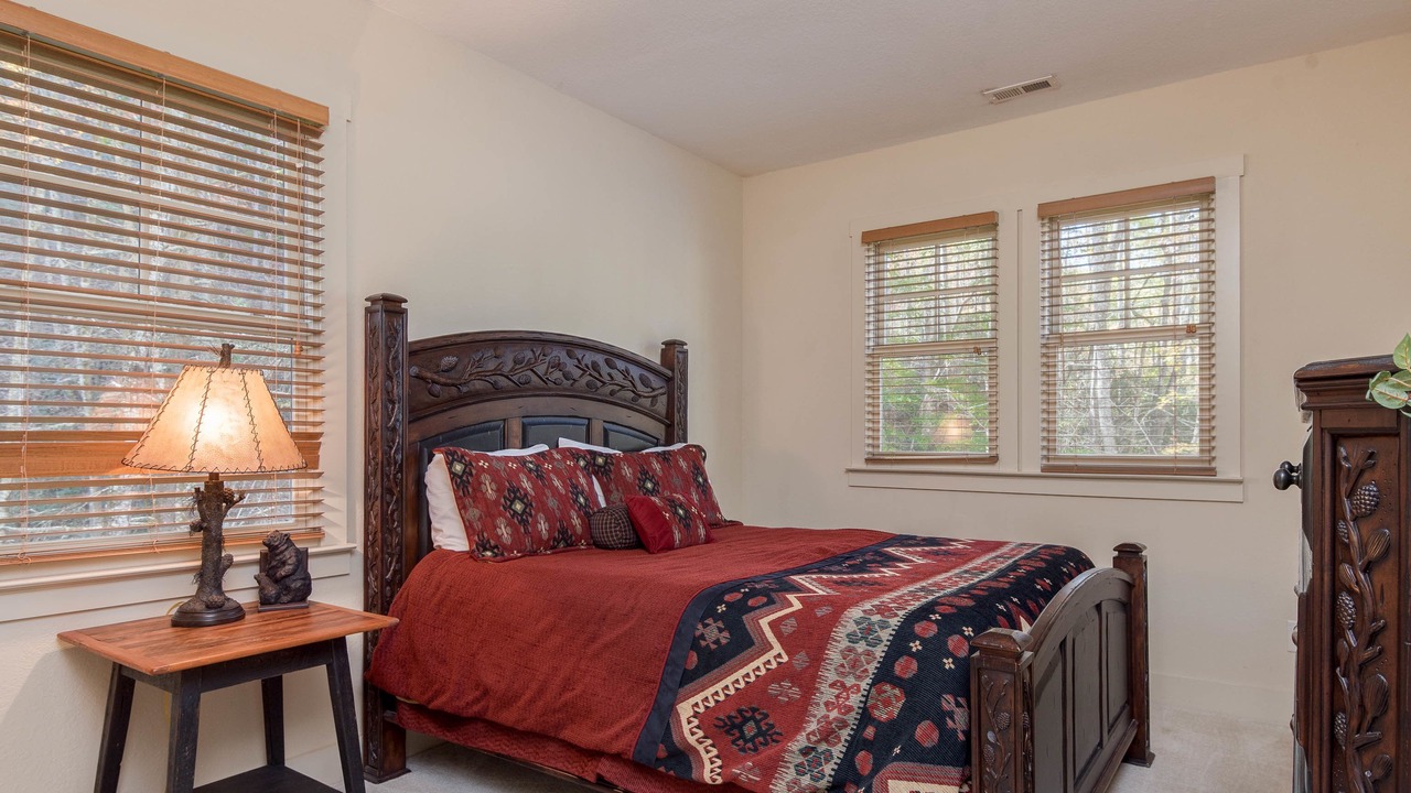 Photo of Bedroom in Bear Lake Reserve