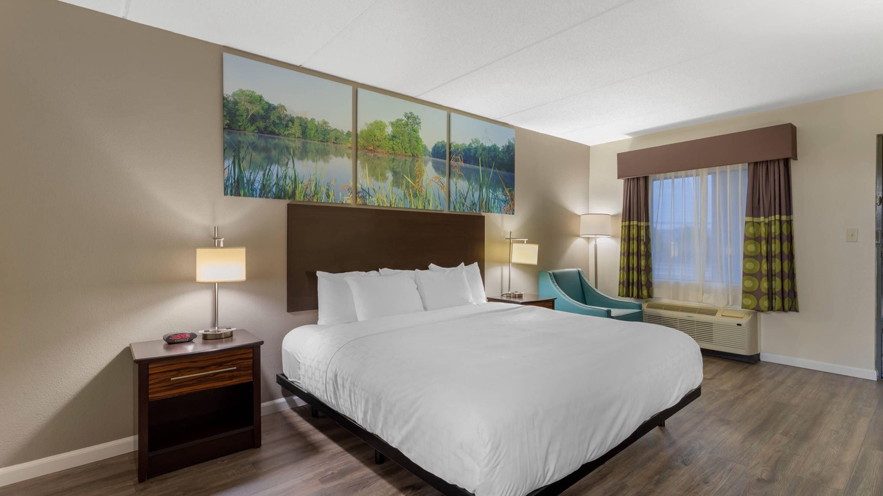 Photo of Bedroom in Kimball