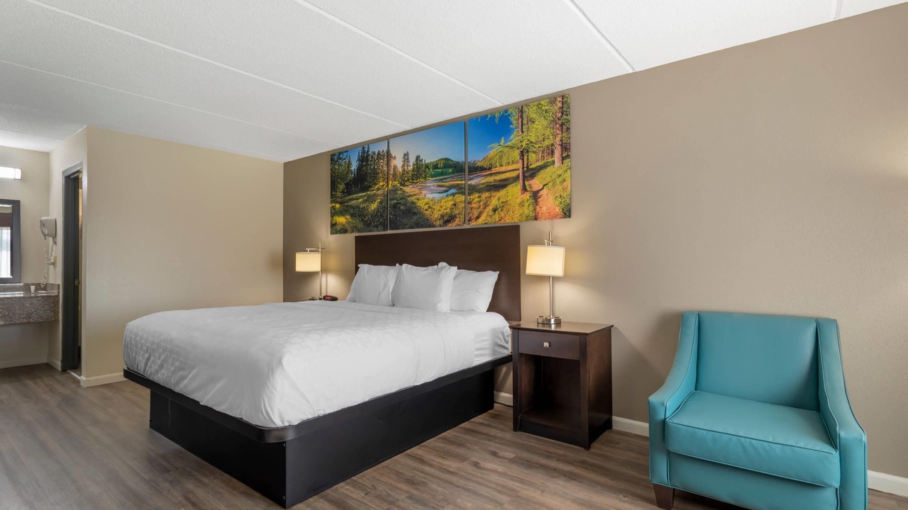 Photo of Bedroom in Kimball