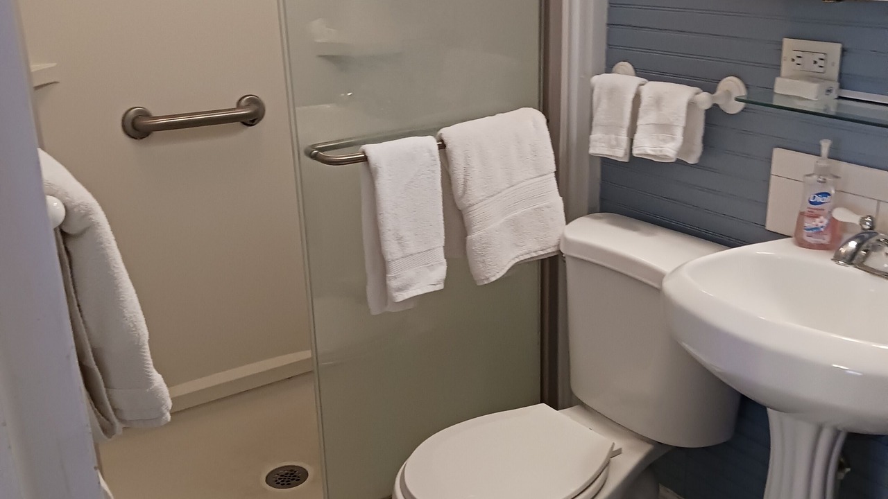 Photo of Bathroom in Wanchese