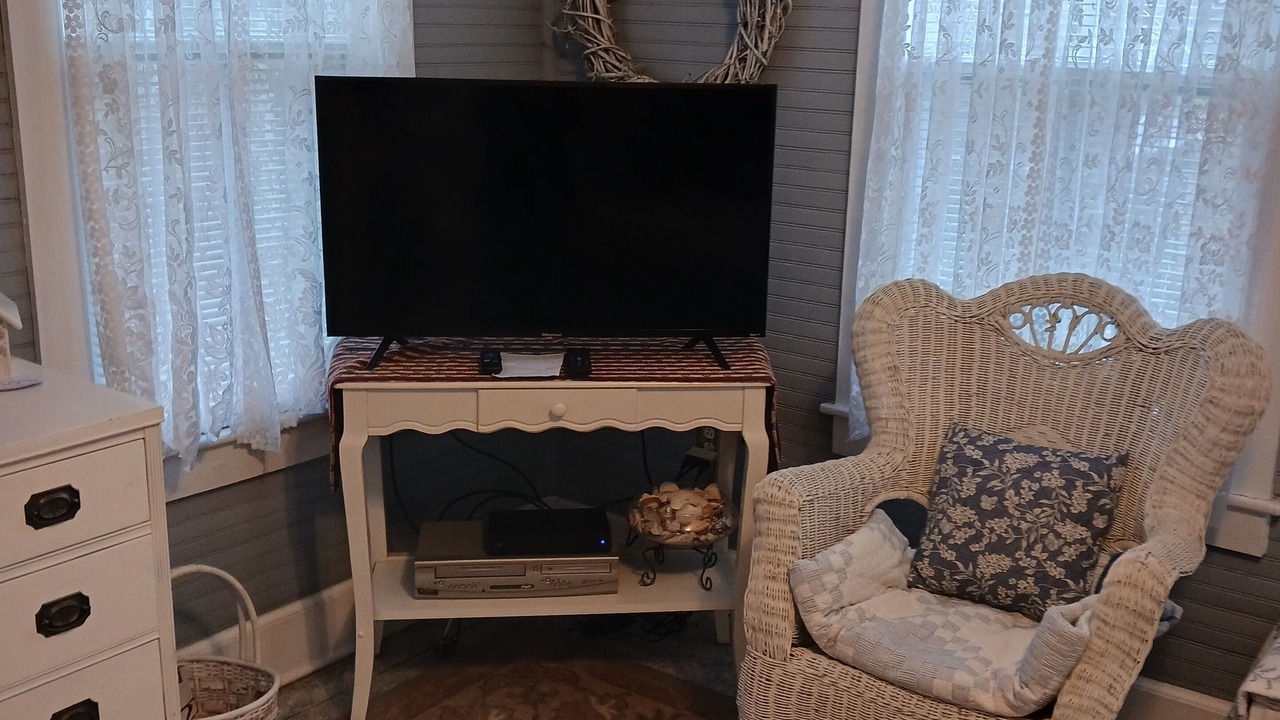 Photo of Bedroom in Wanchese