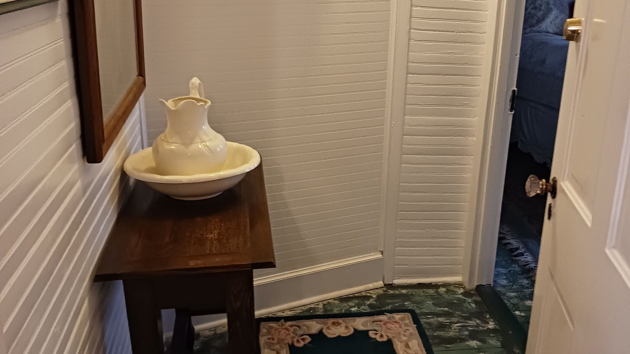 Photo of Bedroom in Wanchese