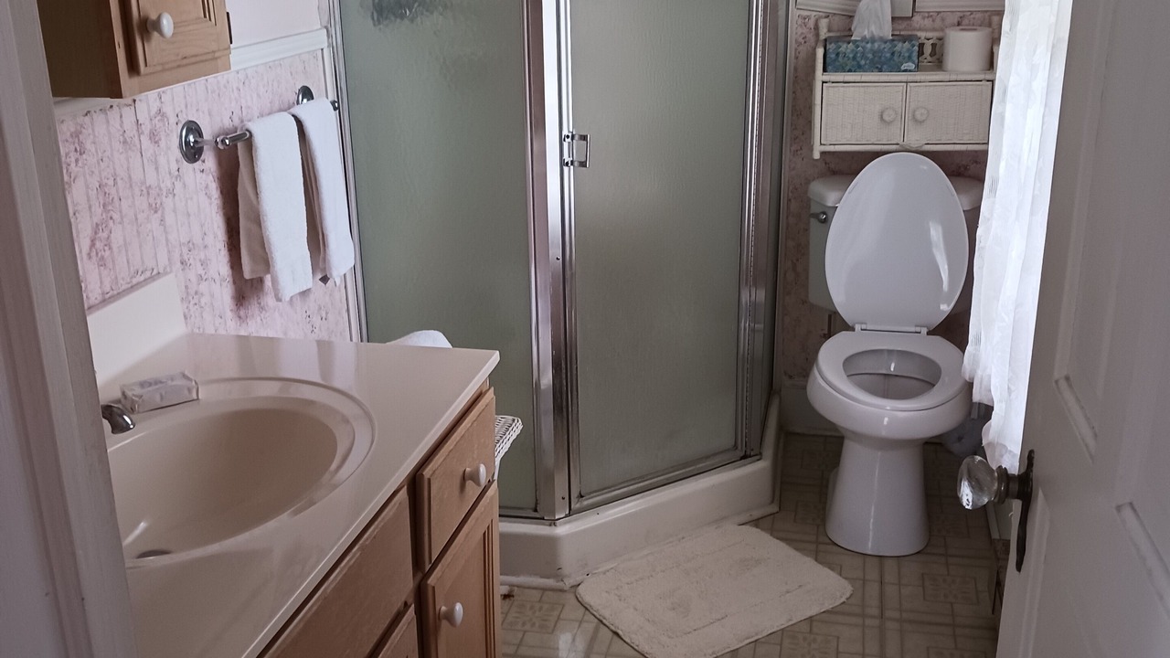Photo of Bathroom in Wanchese