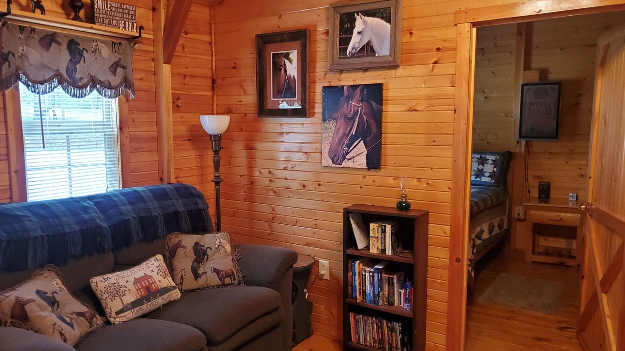 Photo of Livingroom in Jamestown