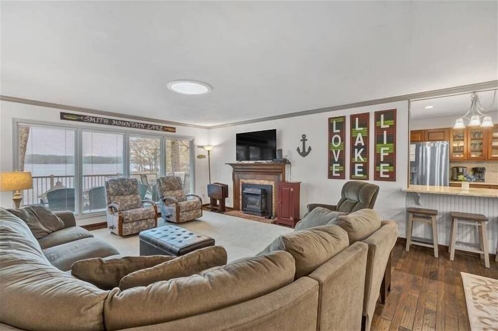 Photo of Livingroom in Moneta