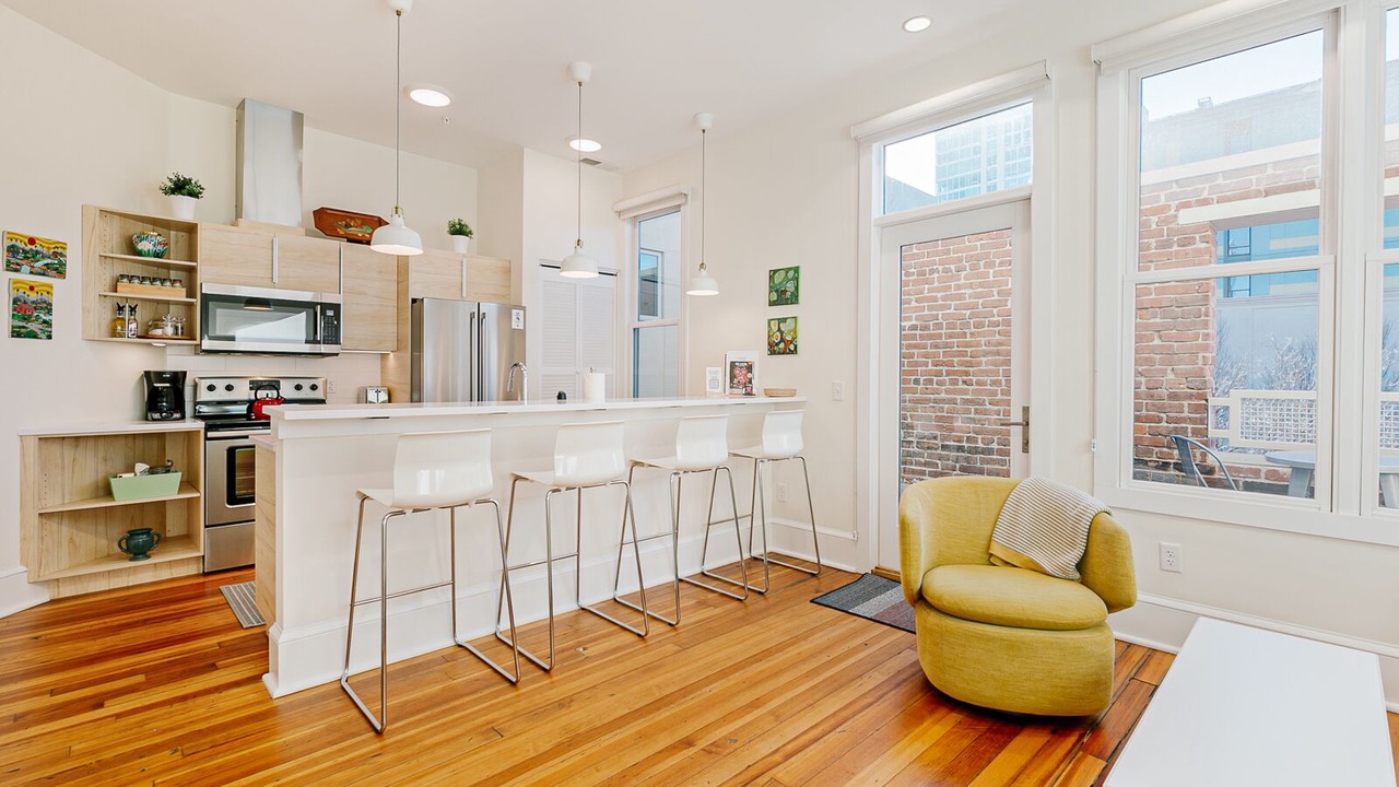 Photo of Livingroom in Downtown Asheville