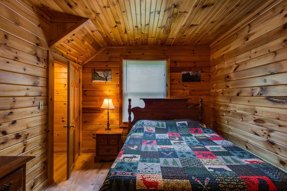 Photo of Bedroom in Allons