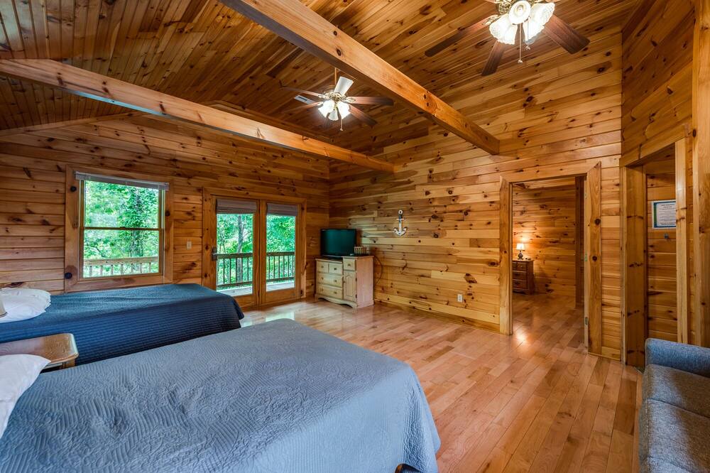 Photo of Bedroom in Allons