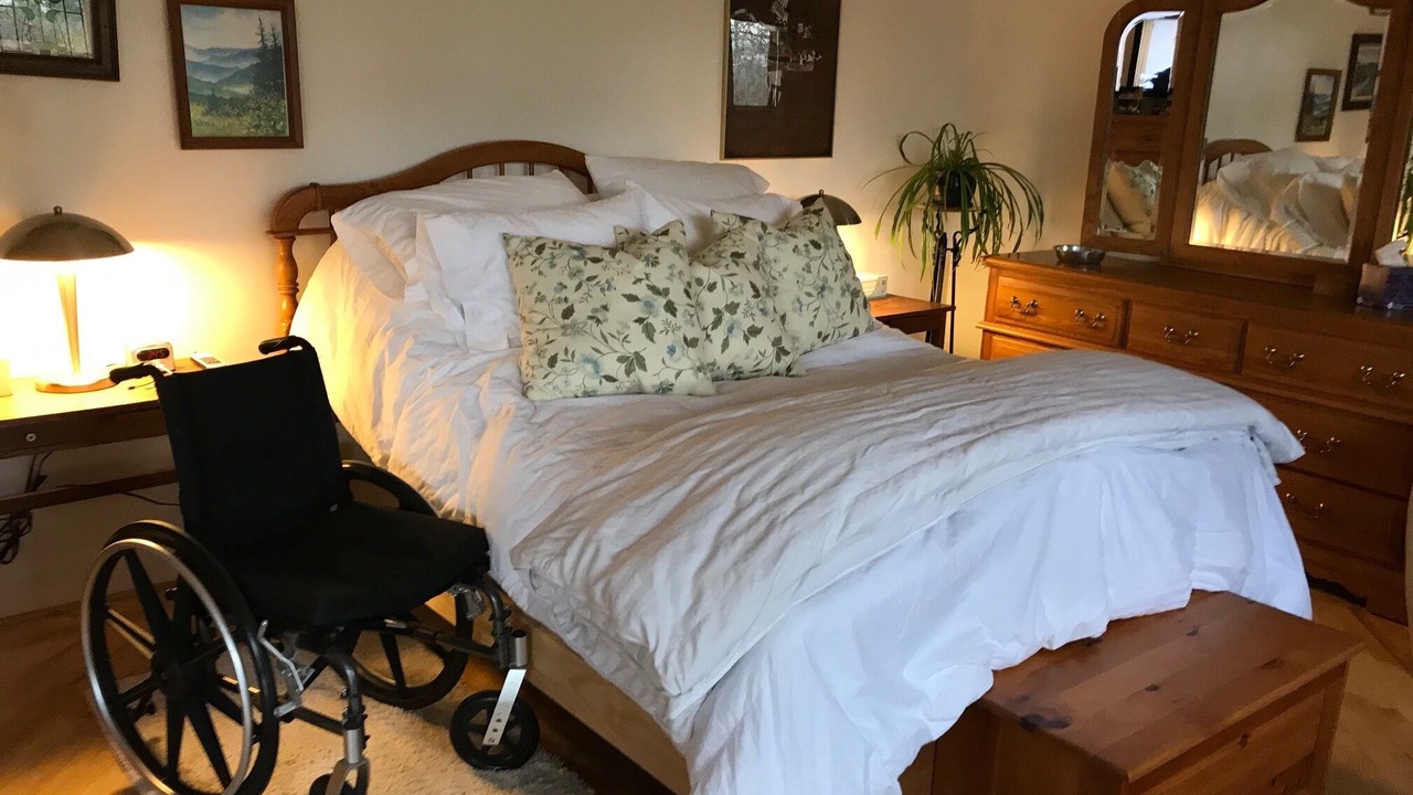 Photo of Bedroom in Cullowhee