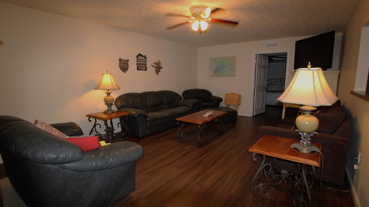 Photo of Livingroom in Monticello