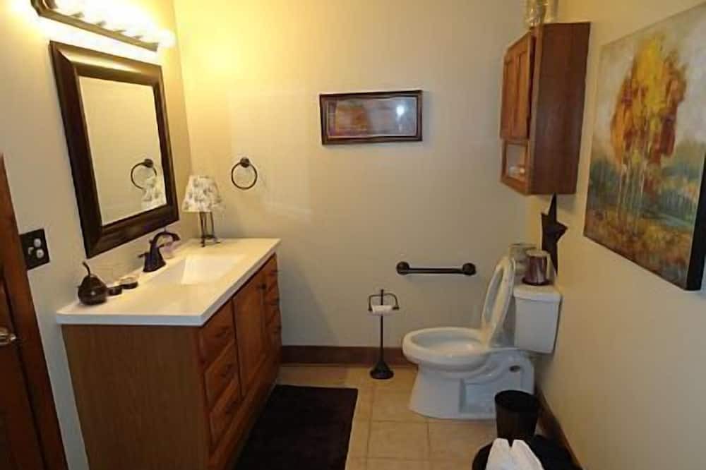 Photo of Bathroom in Townsend