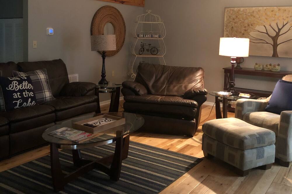 Photo of Livingroom in Leitchfield