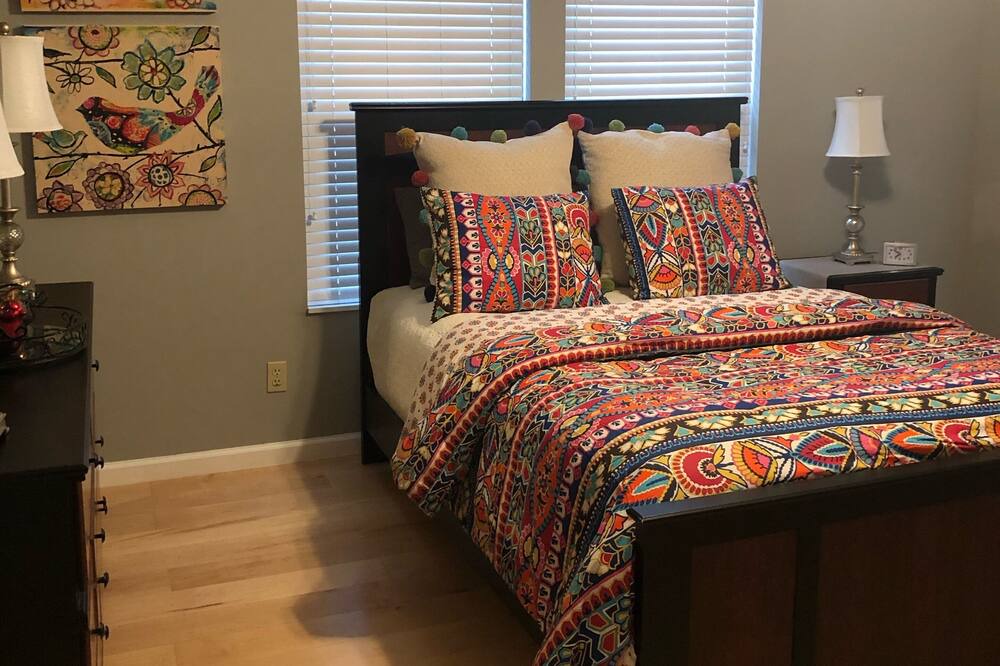 Photo of Bedroom in Leitchfield