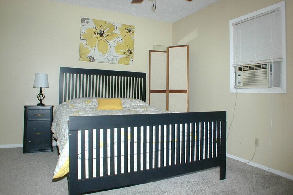 Photo of Bedroom in Monticello