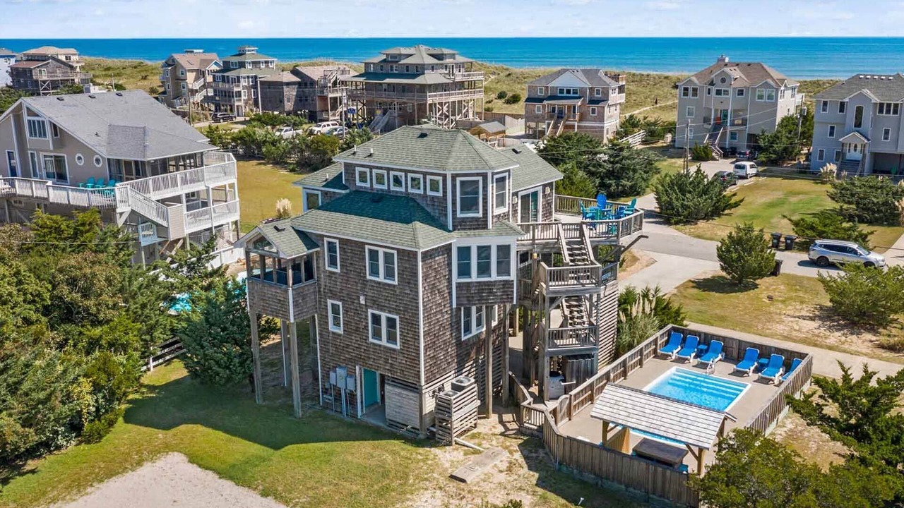 Photo of Outdoor in Waves