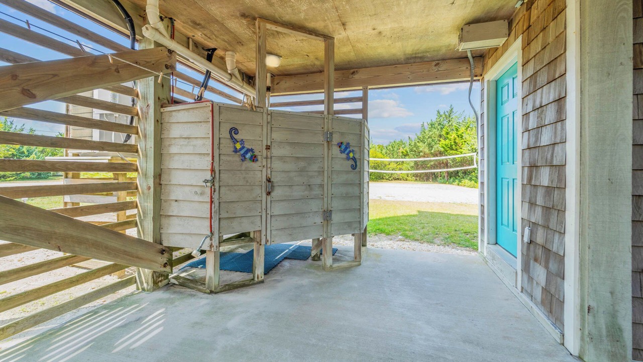 Photo of Outdoor in Waves