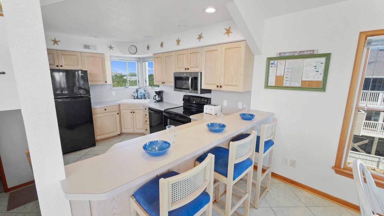 Photo of Kitchen in Waves