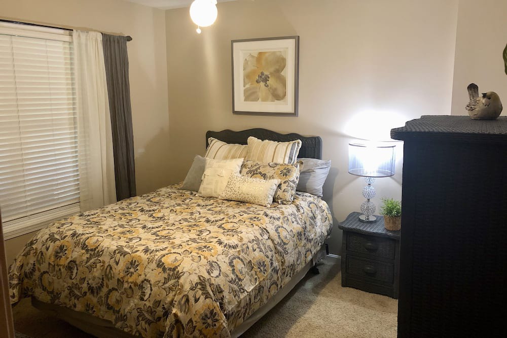 Photo of Bedroom in Pioneer Village