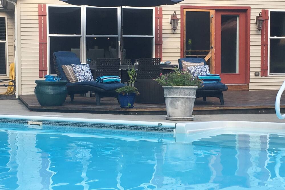 Photo of Outdoor in Fayetteville