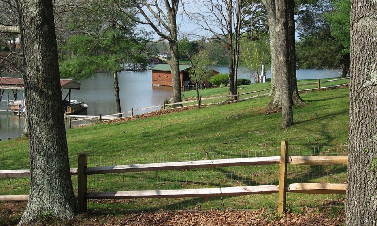 Photo of Outdoor in Moneta