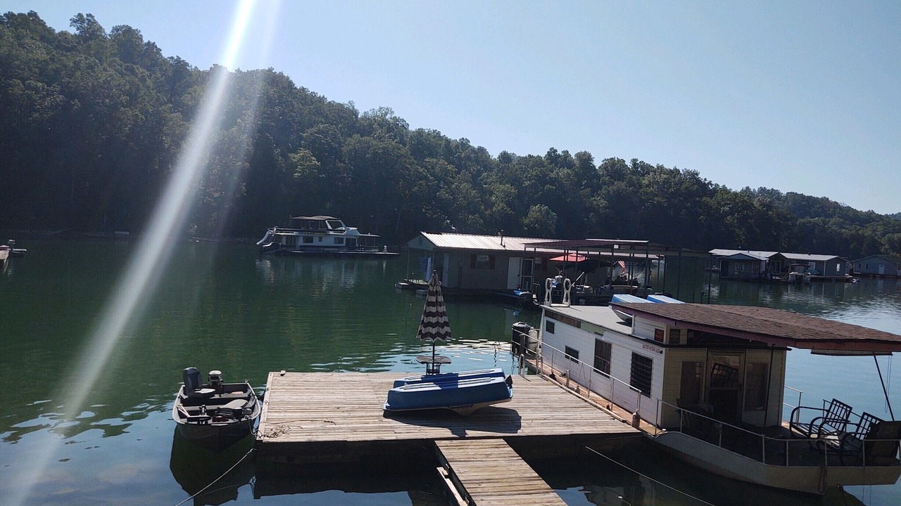 Photo of Others in Flat Hollow Marina