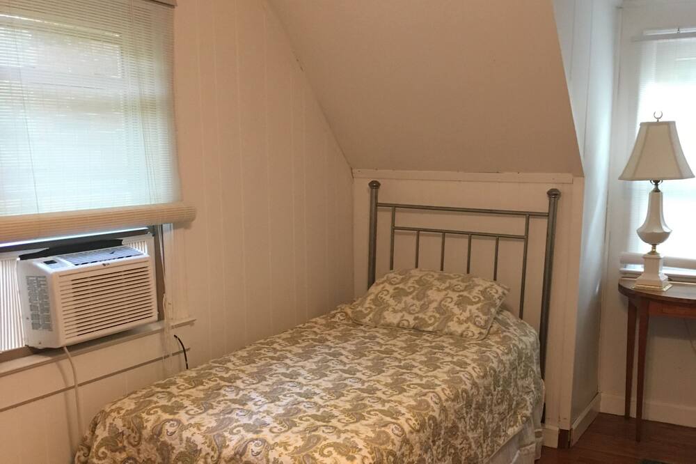 Photo of Bedroom in Keene