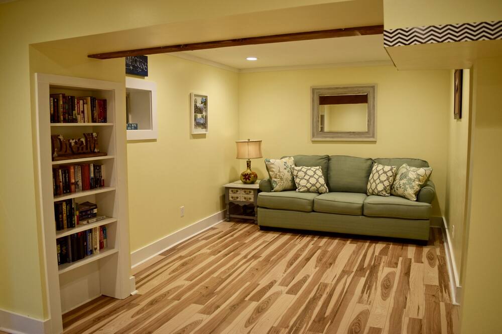 Photo of Bedroom in Arden