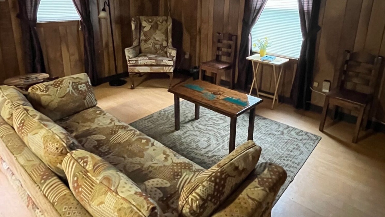 Photo of Livingroom in Salem