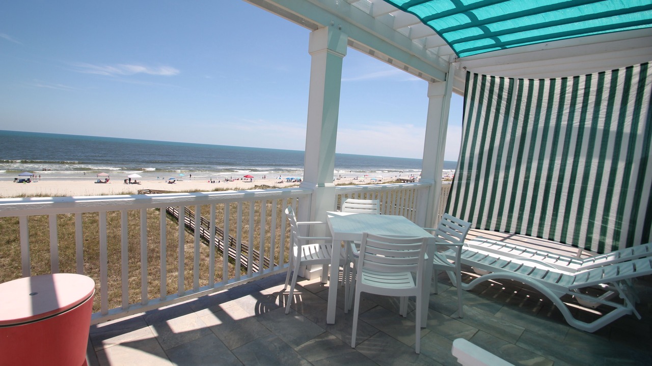 Photo of Patio Balcony in North Carolina Coast