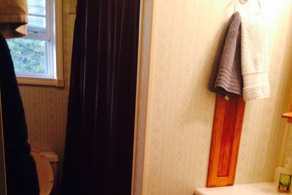 Photo of Bathroom in Monticello