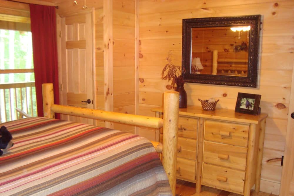 Photo of Bedroom in True