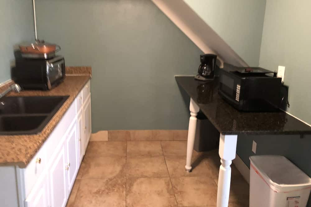 Photo of Kitchen in Prospect