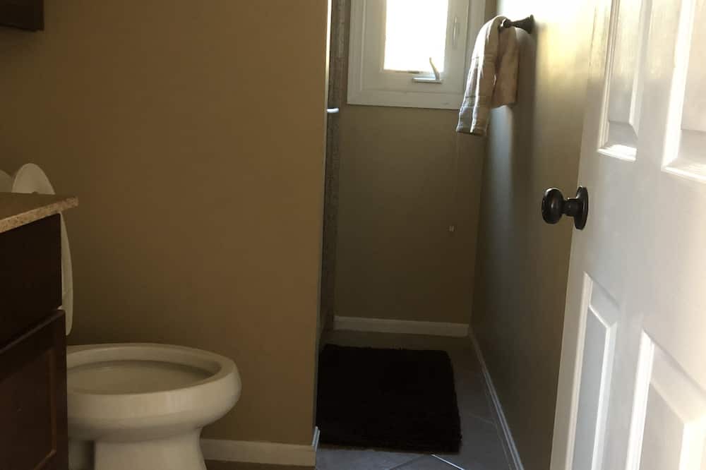 Photo of Bathroom in Prospect