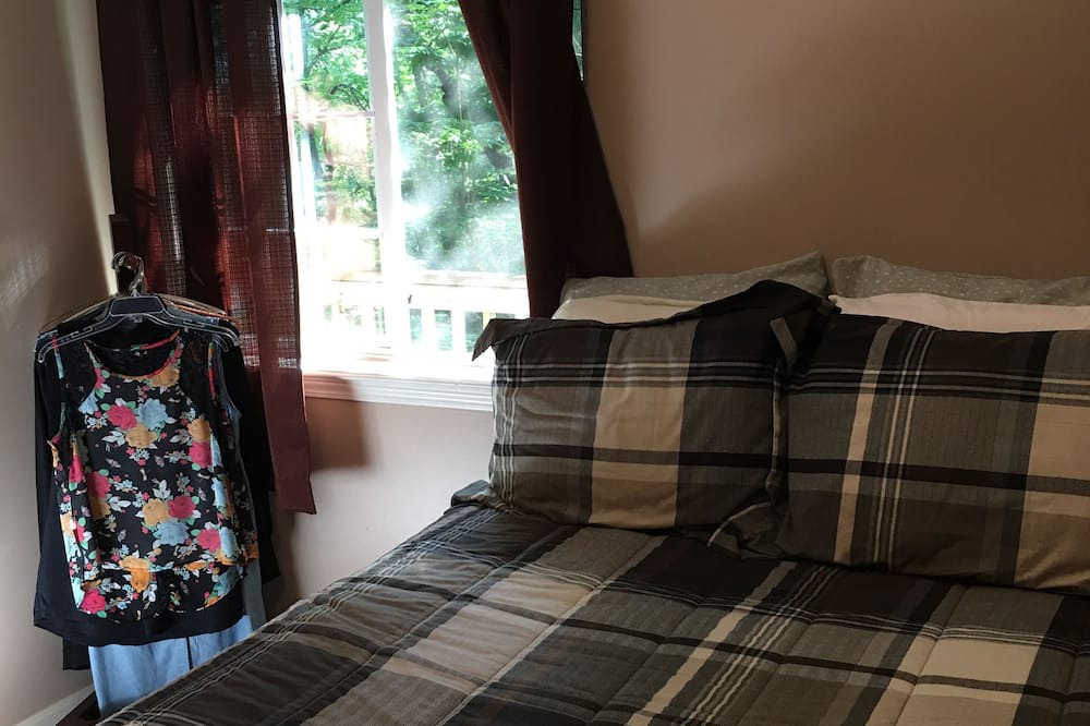 Photo of Bedroom in Penrose