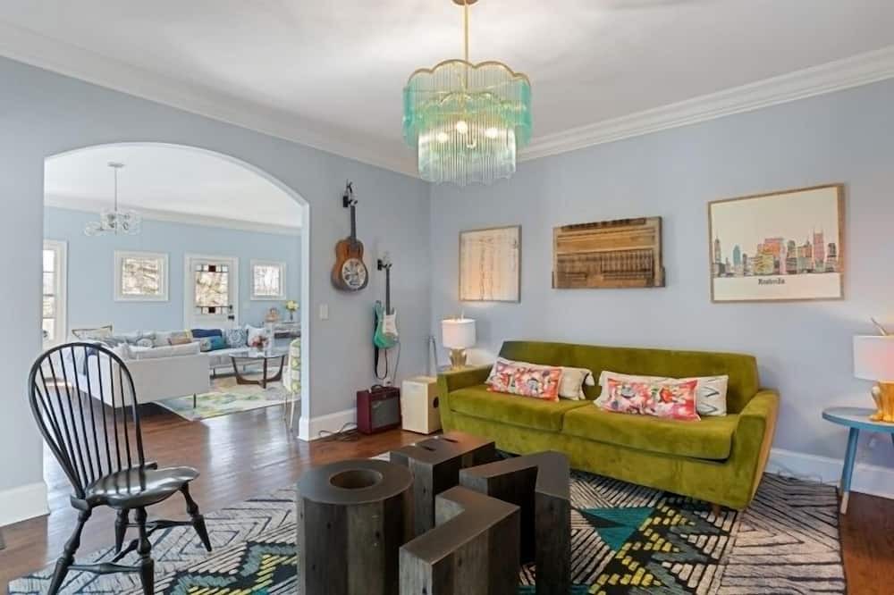 Photo of Bedroom in Leipers Fork