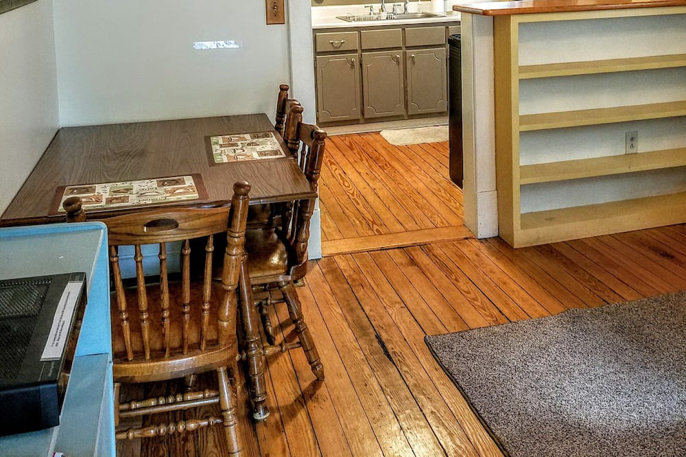 Photo of Kitchen in Murdock - Linden