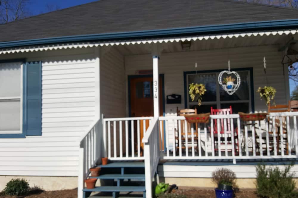 Photo of Outdoor in Murdock - Linden