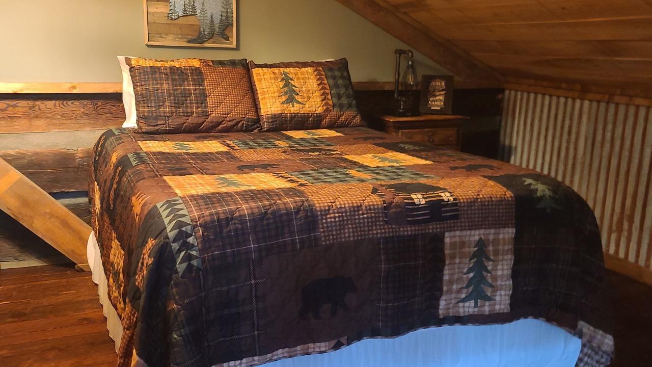 Photo of Bedroom in Pilot Mountain