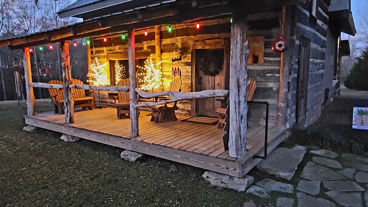 Photo of Patio Balcony in Pilot Mountain
