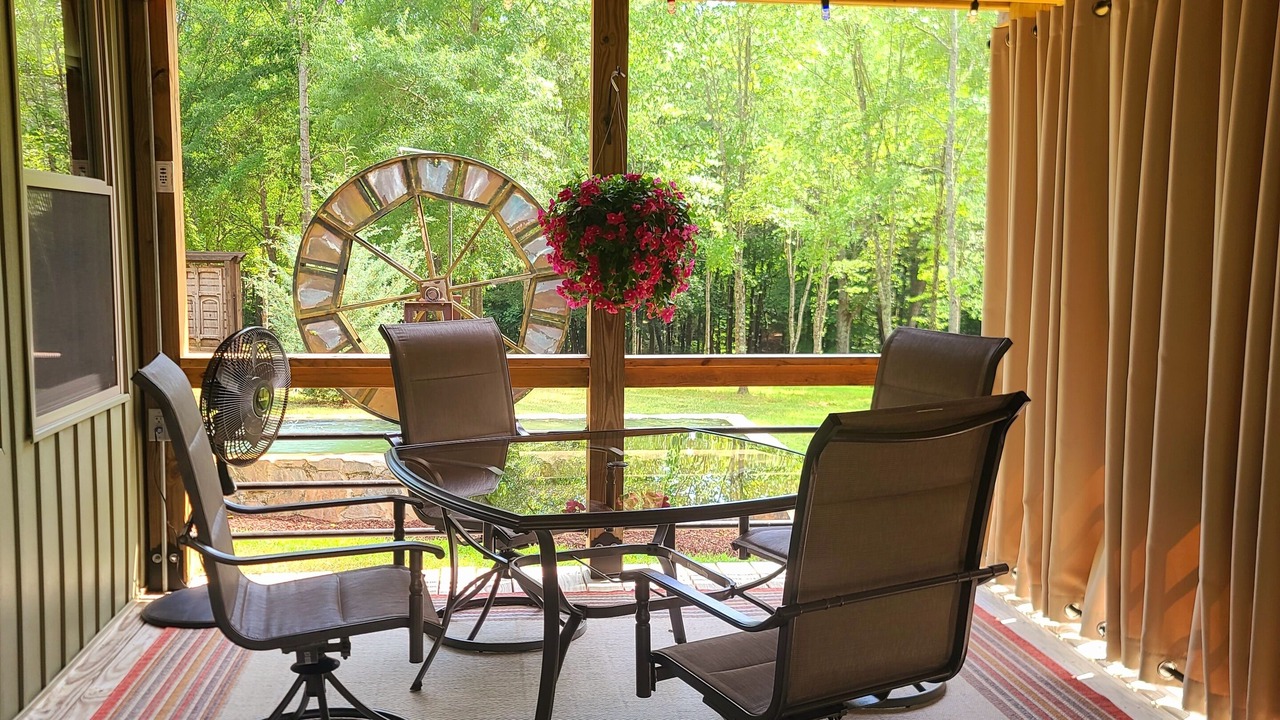 Photo of Outdoor in Pilot Mountain