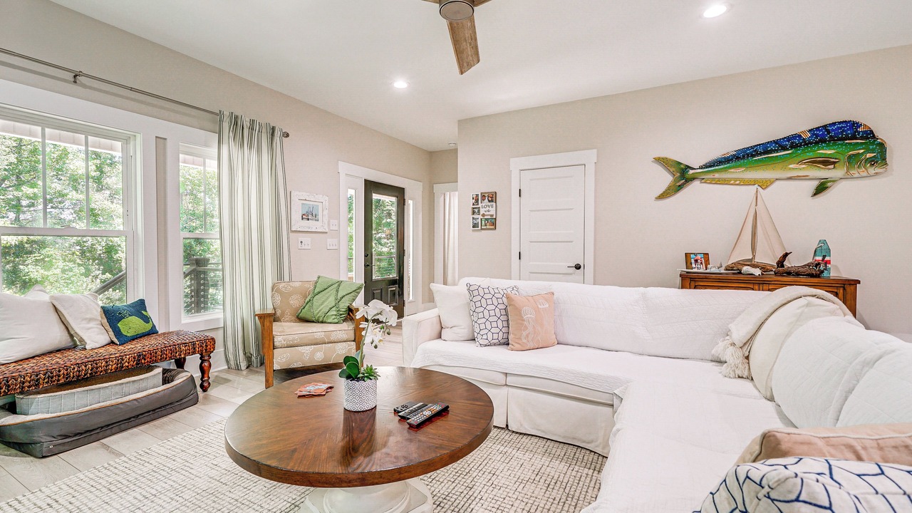 Photo of Livingroom in Myrtle Grove