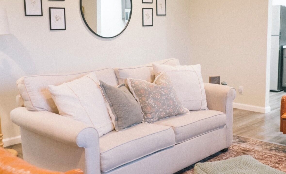 Photo of Livingroom in Knoxville