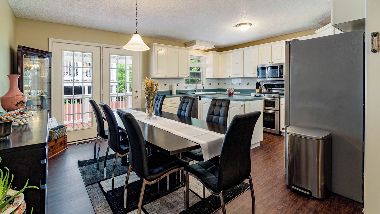 Photo of Kitchen in Travelers Rest