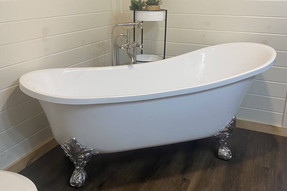 Photo of Bathroom in Jamestown