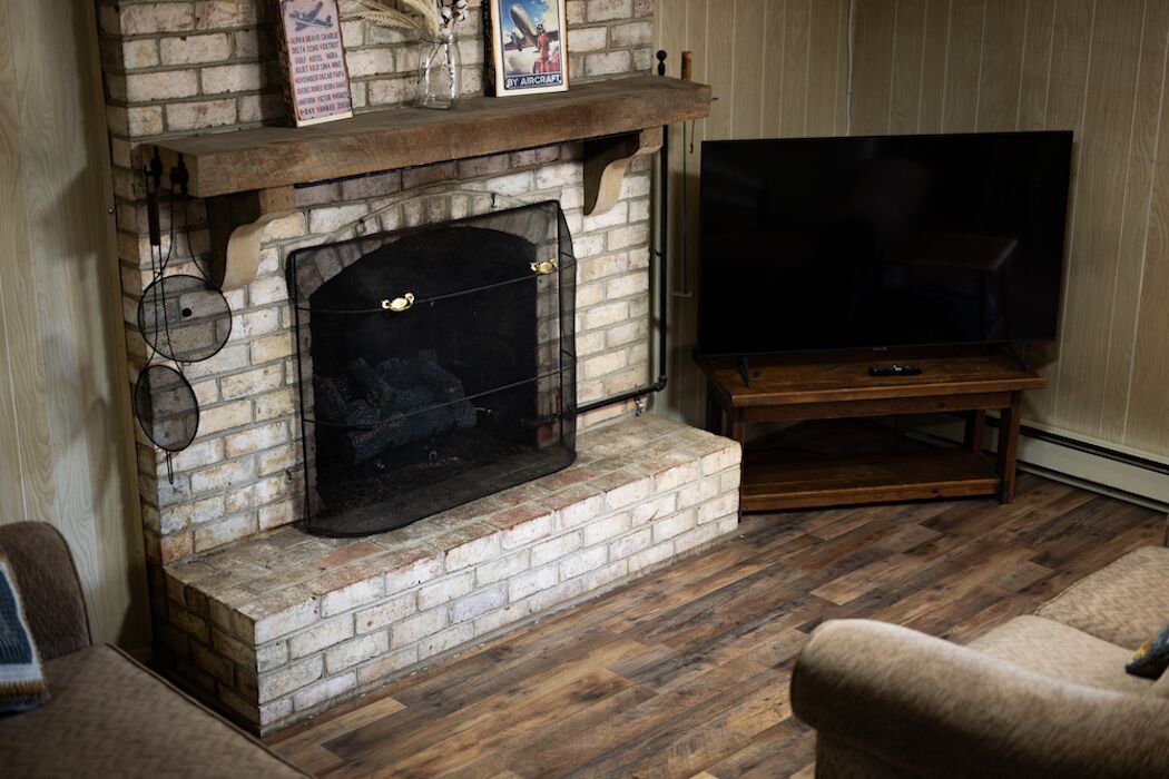 Photo of Livingroom in Dan River