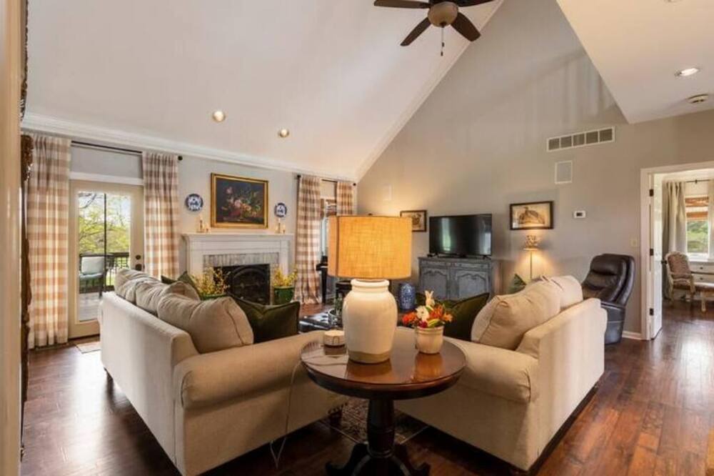 Photo of Livingroom in Buechel